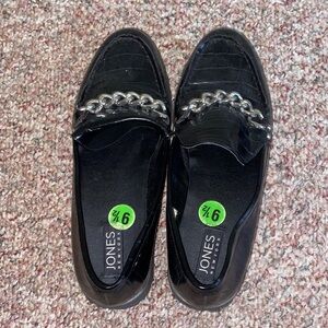 Jones New York Black Loafers with Silver Chain Accent